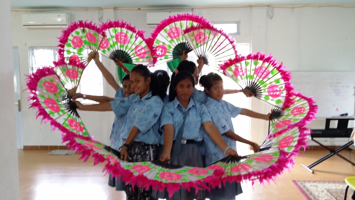 바탐 고등학교 부채춤 봉사