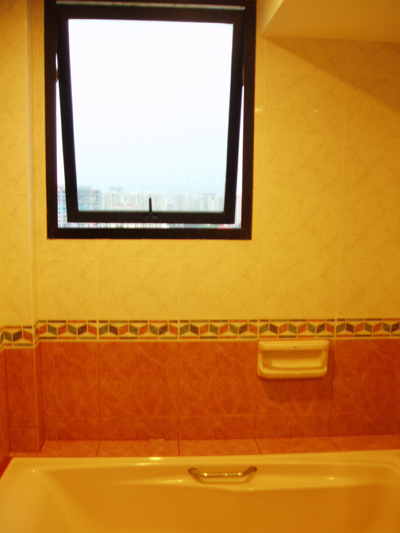 Bathroom11.jpg