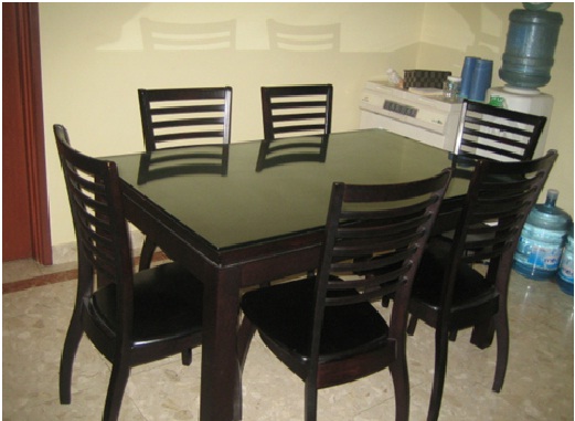 Dining_Set1.jpg