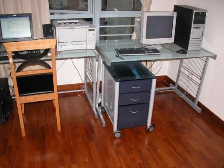 computer_table_and_drawer1.JPG