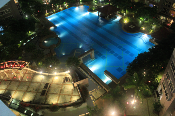 local1_swimming_pool3002.png