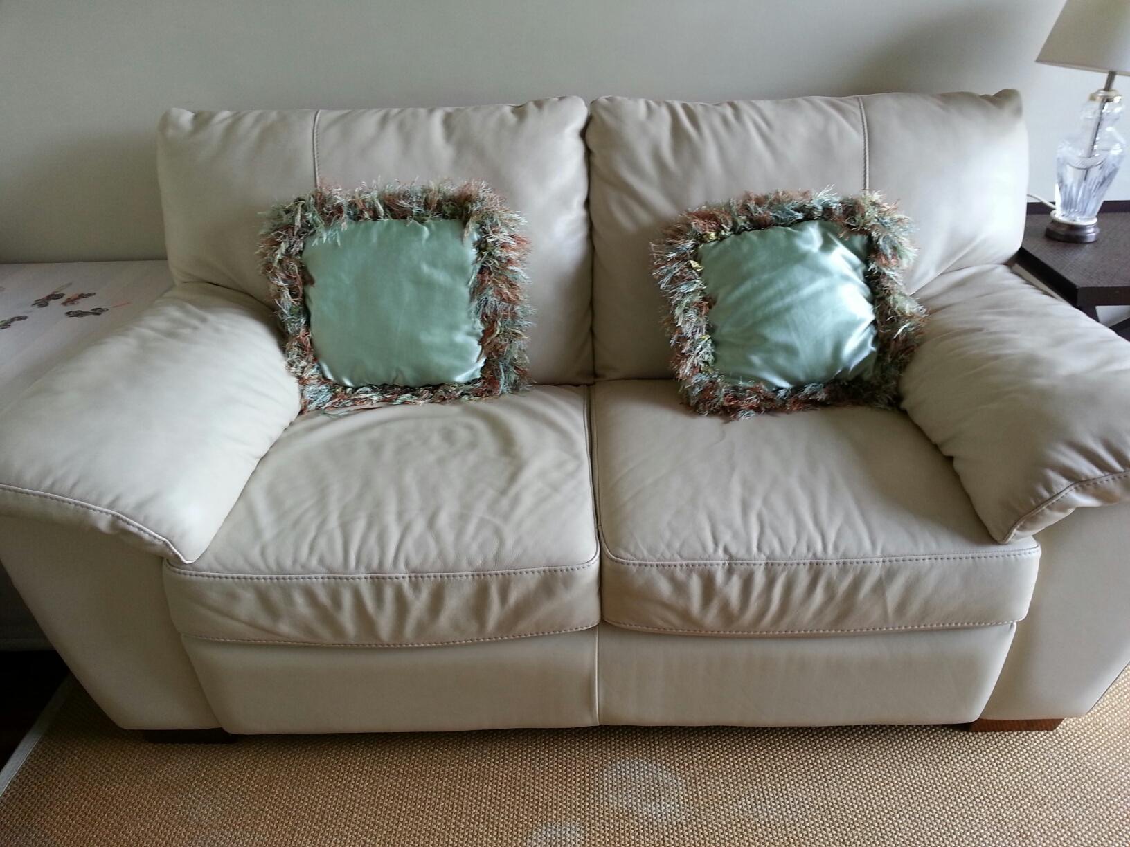 mkt_2seater_sofa1002.jpg