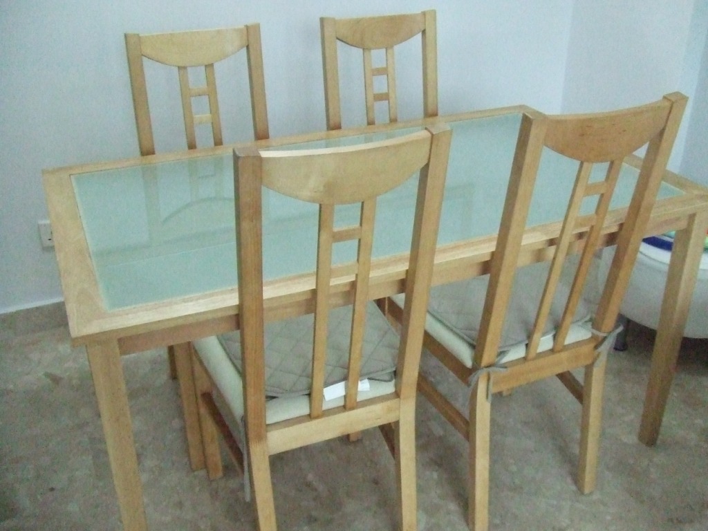 mkt_Dining_Set__2001.JPG