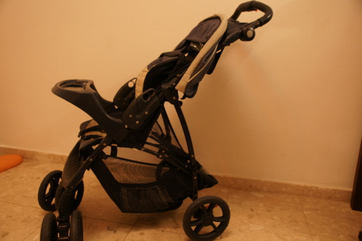 mkt_Stroller22001.JPG