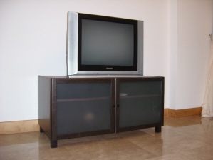 mkt_TV__Console2001.jpg