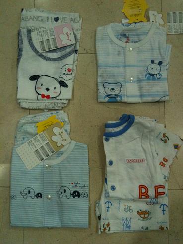 mkt_baby_clothes_801.JPG