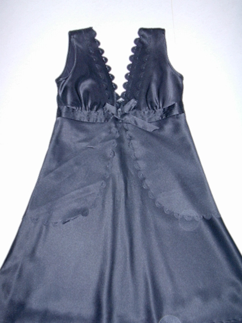 mkt_black_dress2003.jpg