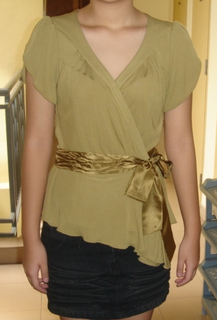 mkt_blouse2001.JPG