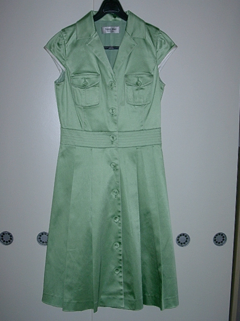 mkt_green_dress1.jpg