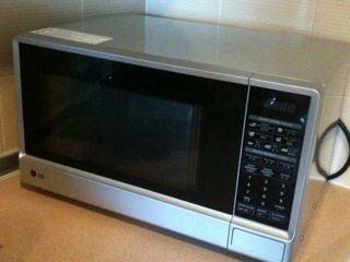 mkt_microwave3001.JPG