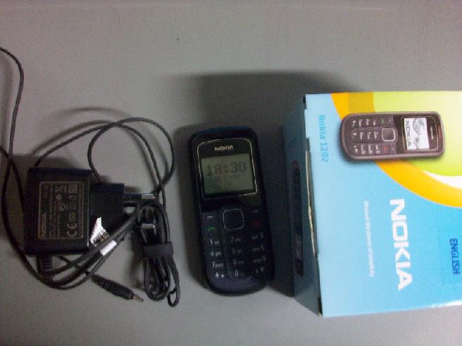 mkt_nokia2001.jpg