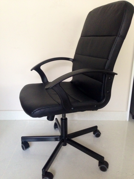 mkt_officechair_black11001.jpg