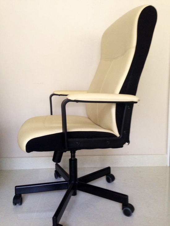 mkt_officechair_ivory11001.jpg