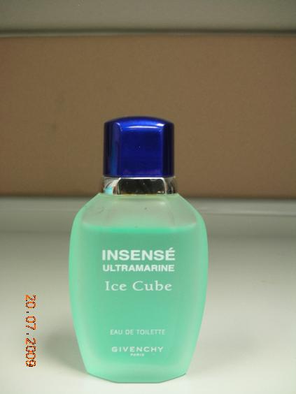 mkt_perfume2003.jpg