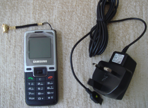 mkt_phone2001.jpg