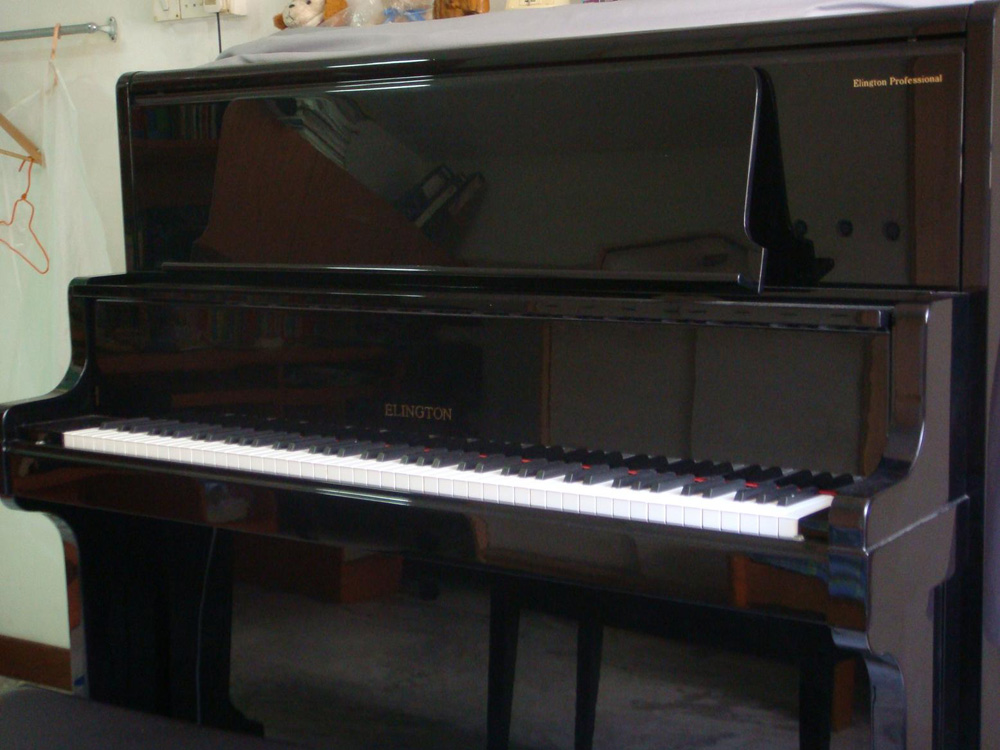 mkt_piano12001.JPG