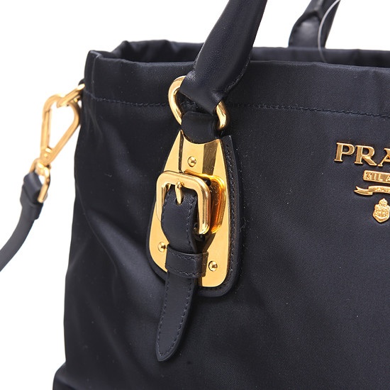 mkt_prada_21001.jpg