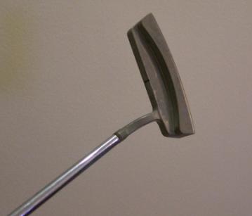 mkt_putter22001.JPG