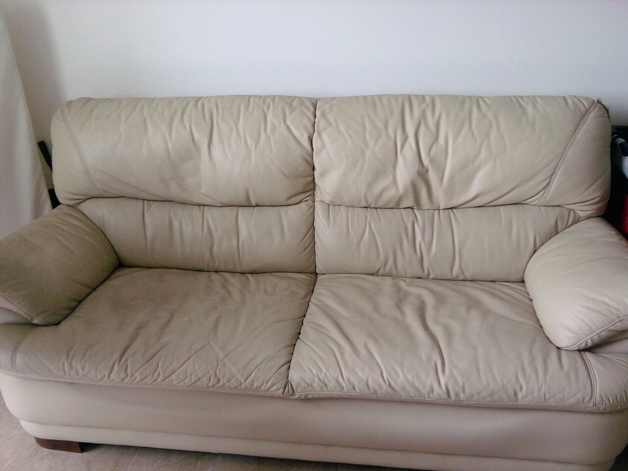 mkt_sofa2011.jpg